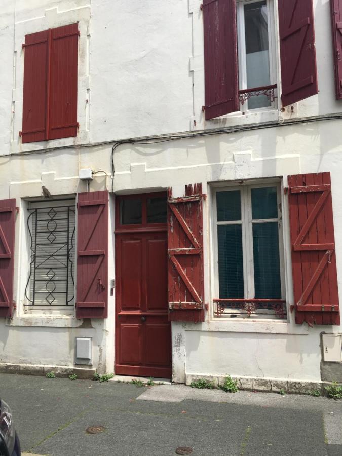 Belle Chambre Au Coeur De Bayonne Apartment ภายนอก รูปภาพ