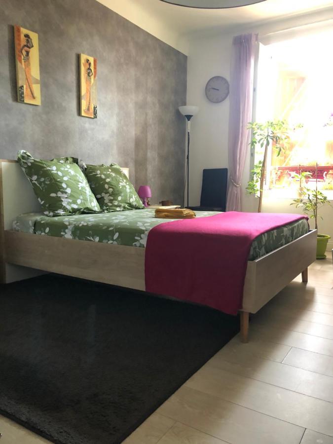 Belle Chambre Au Coeur De Bayonne Apartment ภายนอก รูปภาพ